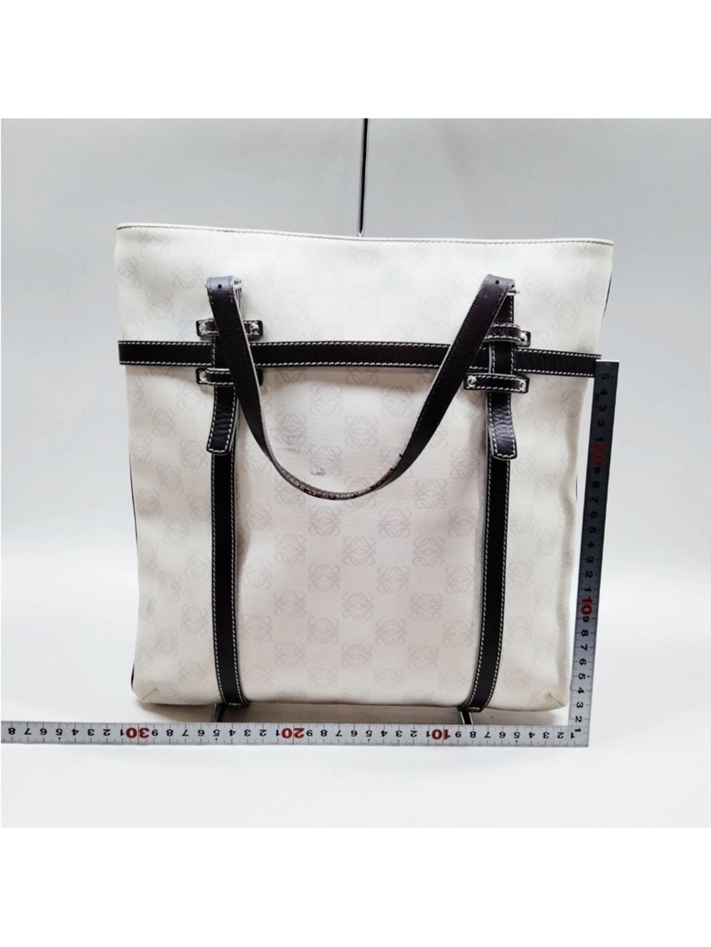 Loewe Anagram Logo White Tote - Picture 2 of 9